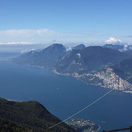 La Virgola Apartments Brenzone sul Garda Eksteriør billede